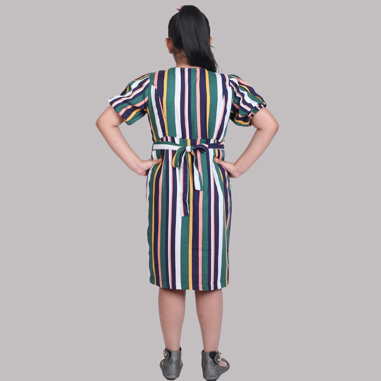 Multicolor Stripe Half Sleeves Midi/Knee Length Dress(Rayon)